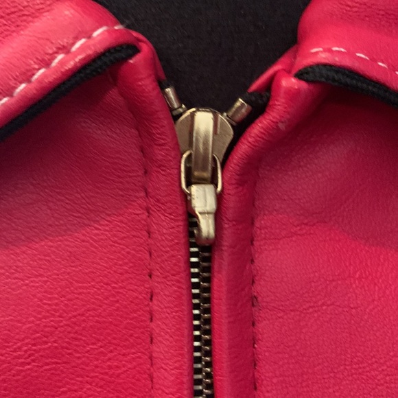 CLASSY & SEXY St. John Sport w/ pockets. Immaculate condition. Bright Red - Picture 7 of 13